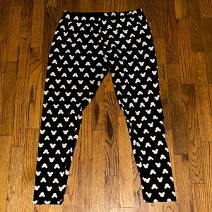 Disney  Mickey Mouse head Leggings - comfy! Perfect for Disneyland or WDW